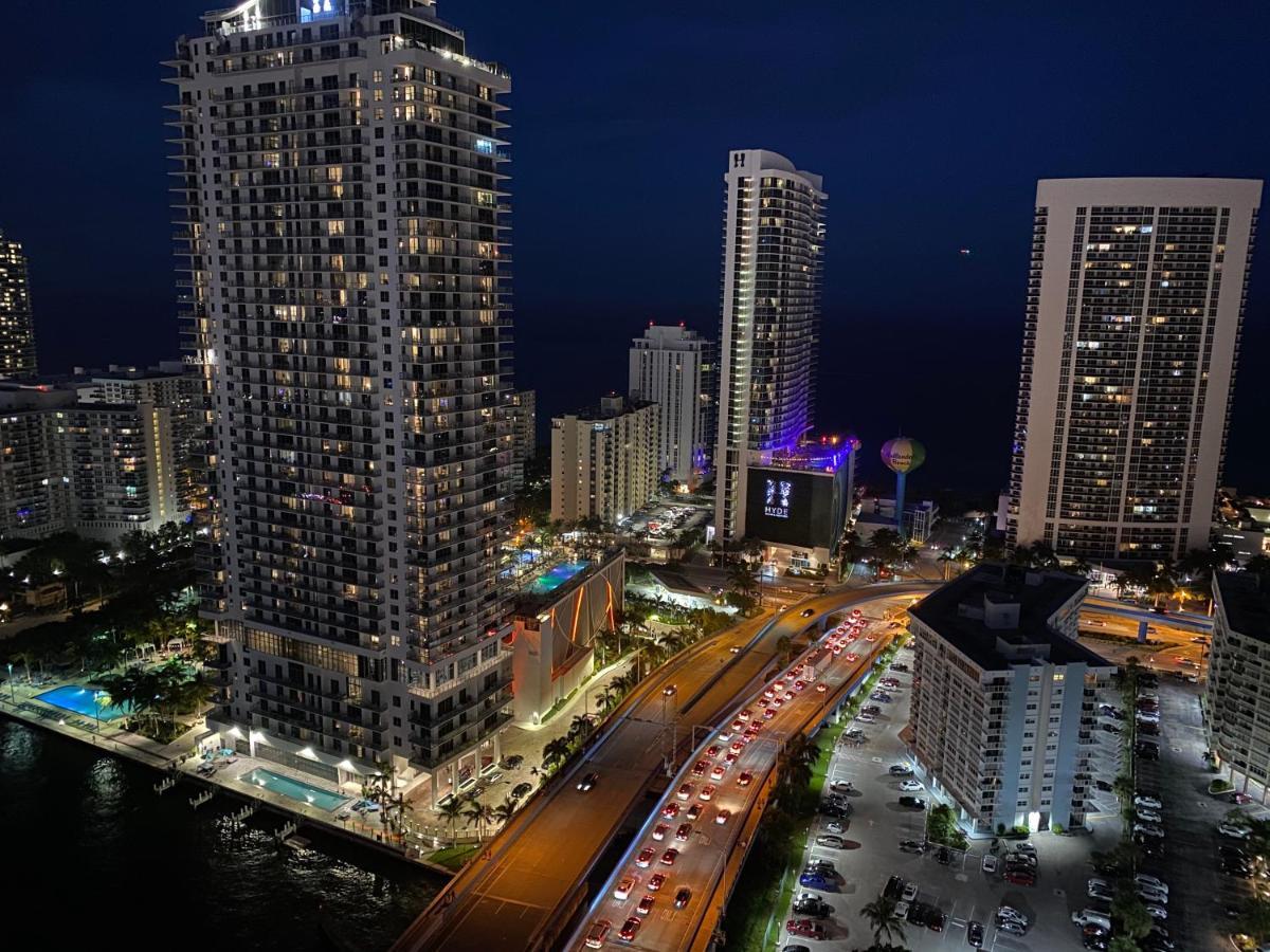 Beachwalk Studio Apmt 2 Beds, Amazing Views 2010B Холандейл Бийч Екстериор снимка