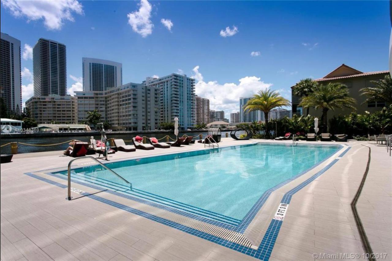 Beachwalk Studio Apmt 2 Beds, Amazing Views 2010B Холандейл Бийч Екстериор снимка